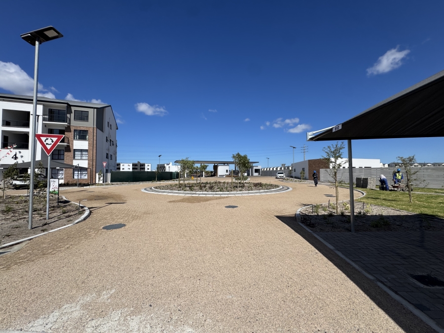 To Let 1 Bedroom Property for Rent in Sandown Western Cape